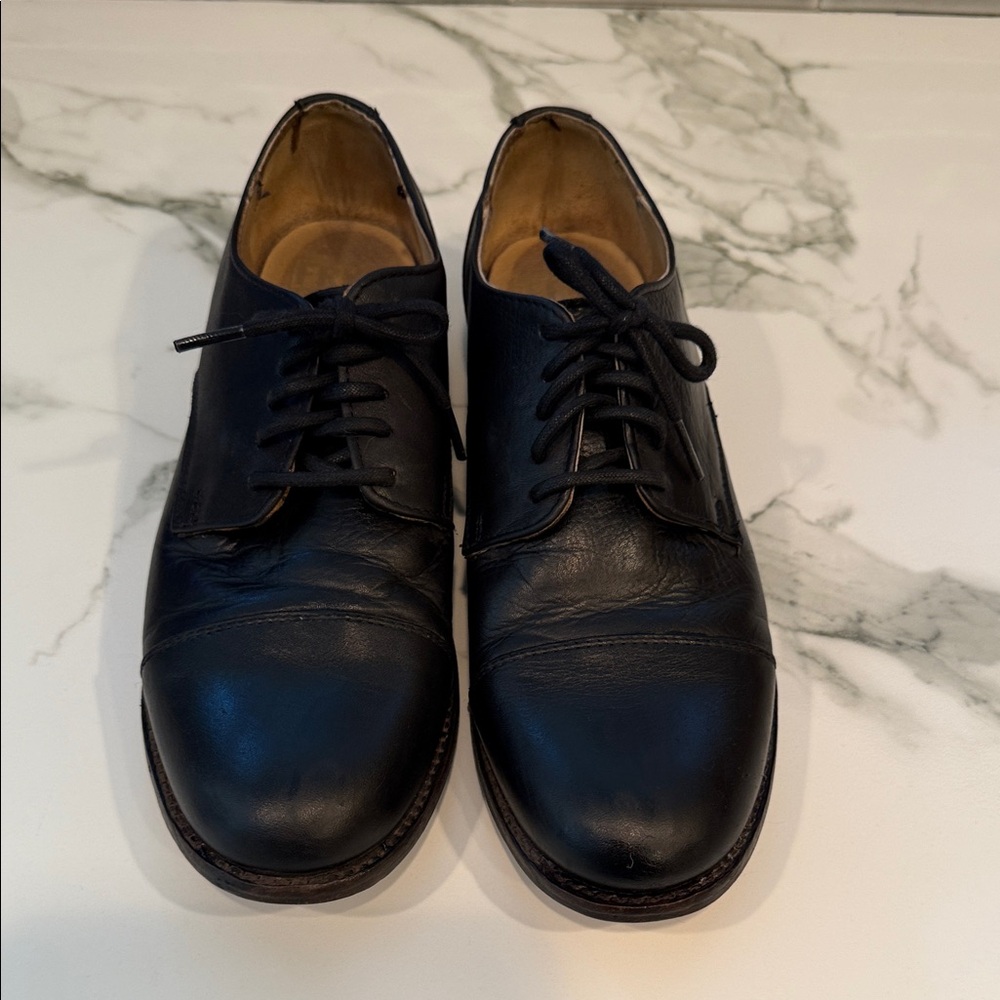 Frye women’s Black Leather Oxford Shoes